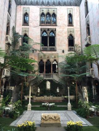 22449847_1678032212236539_6871822665032740237_n (1).jpg